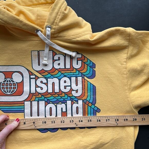 Walt Disney World Theme Park‎ Exclusive Hoodie Retro Yellow Size Medium - Picture 9 of 10
